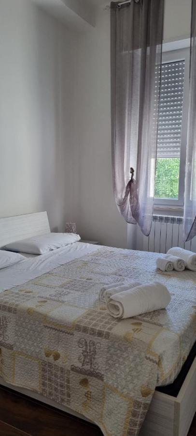 Casa Vacanze "Albachiara" Lägenhet Brindisi Exteriör bild
